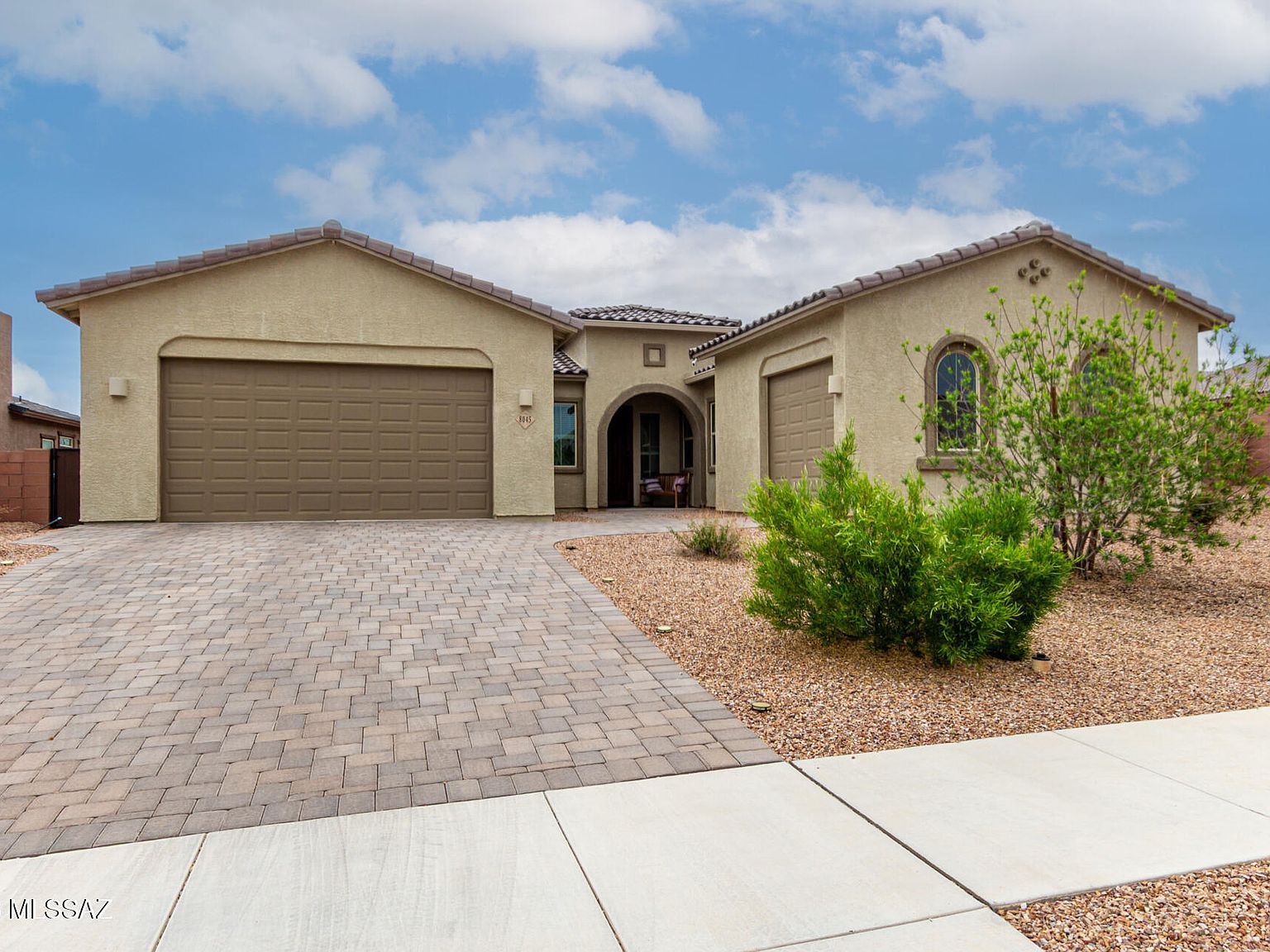 8045 S Desert Indigo Dr Tucson, AZ 85747 - Thumbnail 3