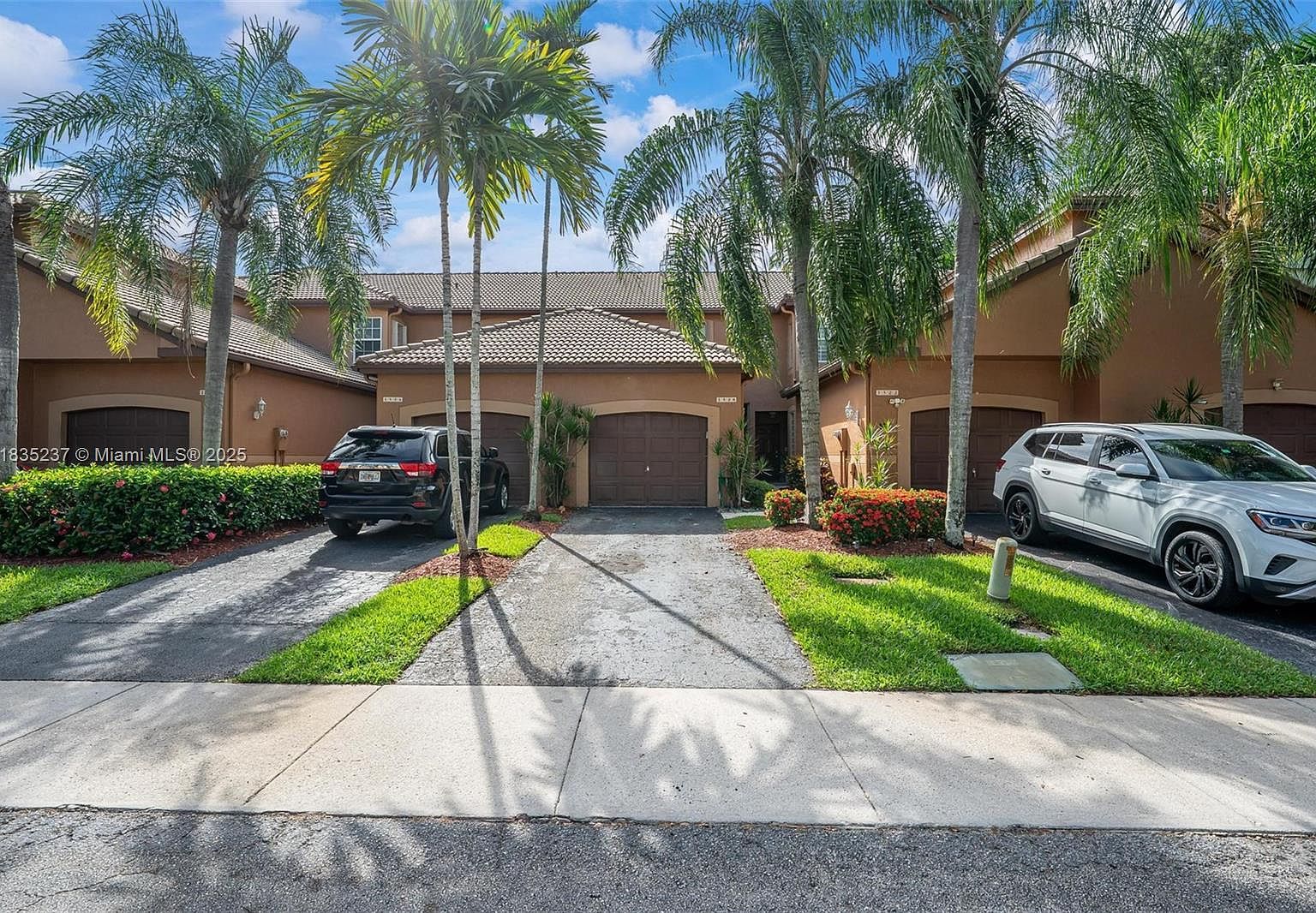 1528 Veracruz Ln #4-3 Weston, FL 33327 - Thumbnail 3
