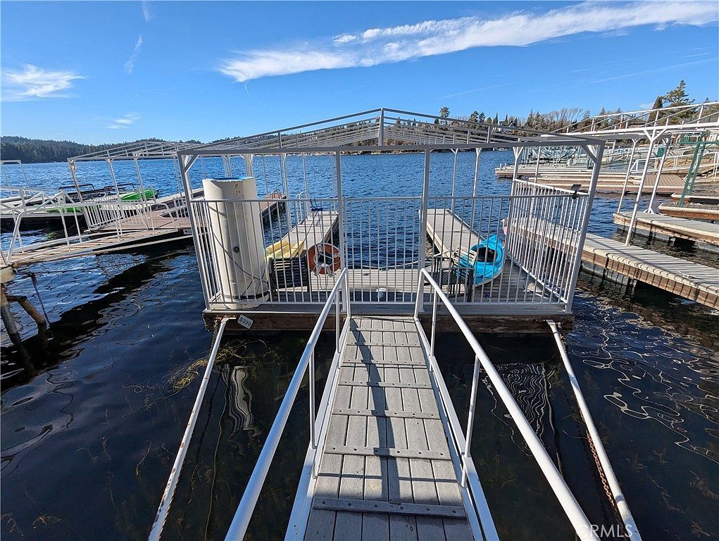 390 S Way Lake Arrowhead, CA 92352 - Thumbnail 3