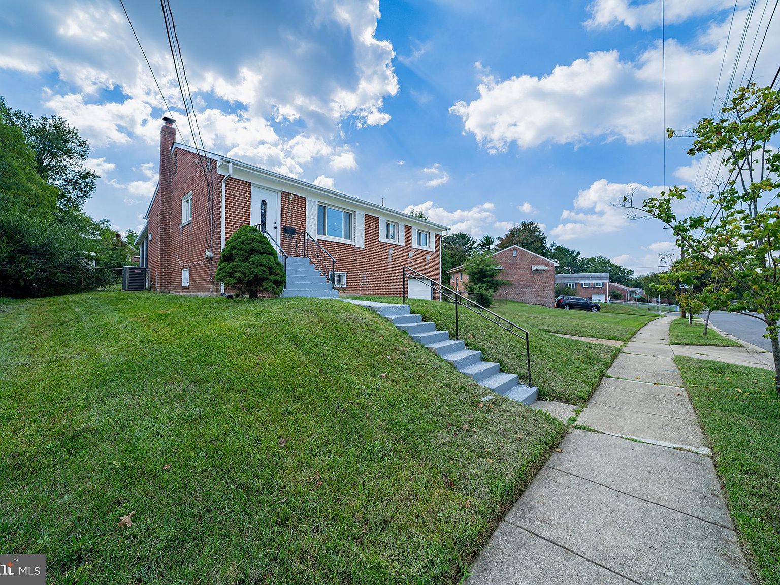 2521 Saint Clair Dr Temple Hills, MD 20748 - Thumbnail 3