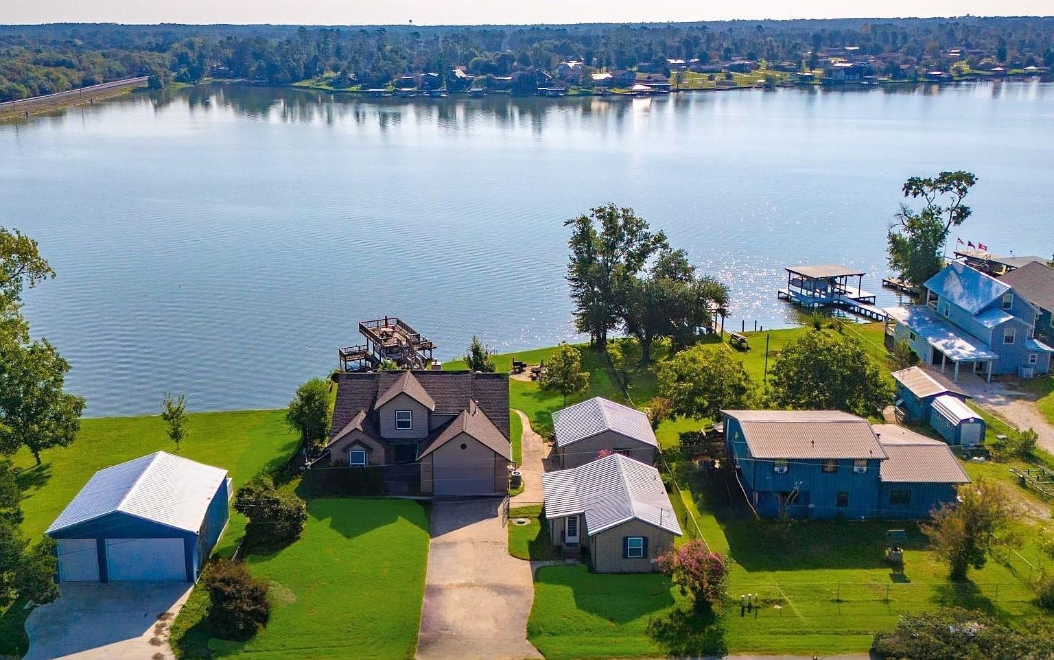 111 7th Ave Onalaska, TX 77360 - Thumbnail 3