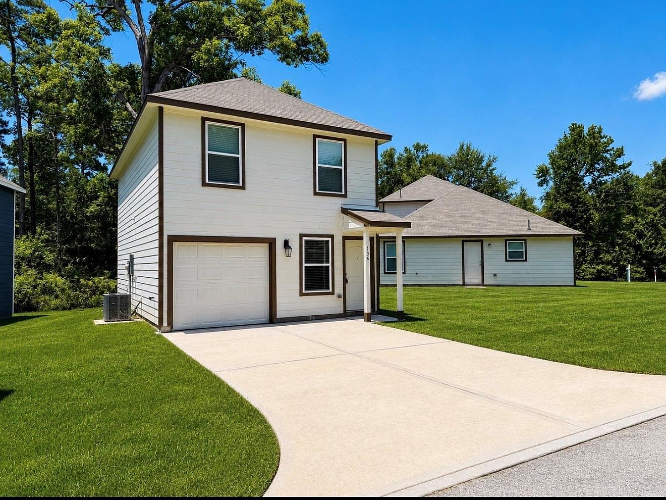 136 Black Walnut Livingston, TX 77351 - Thumbnail 3