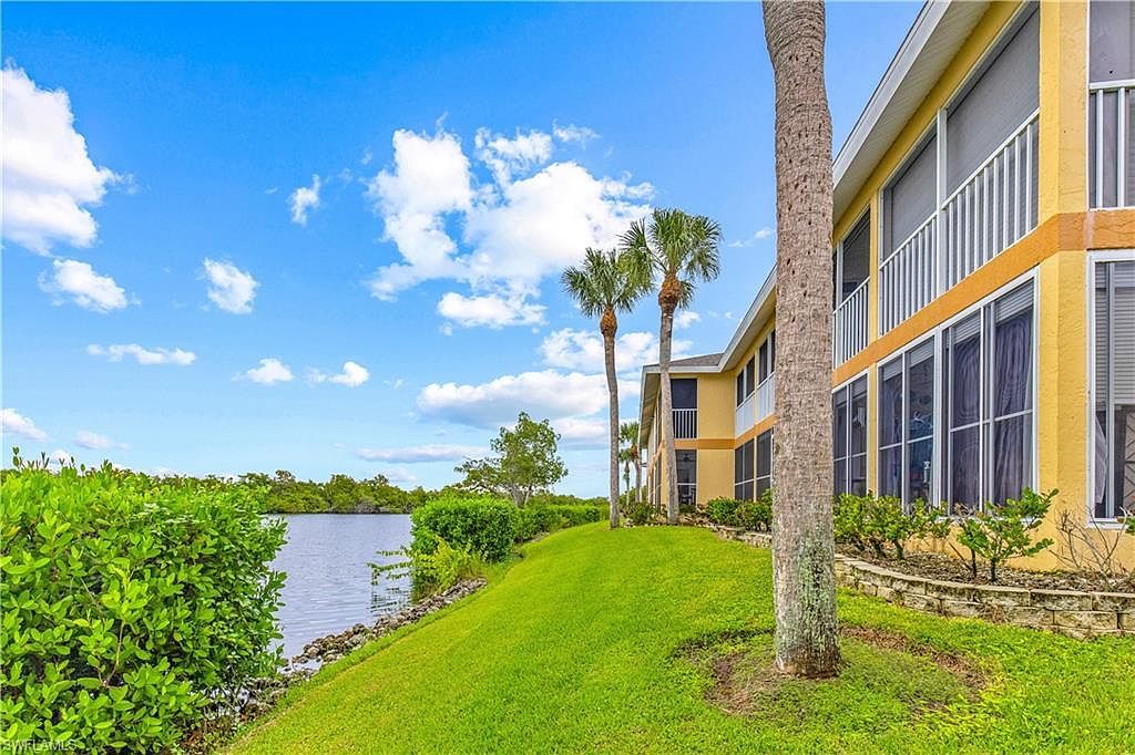 1295 Mainsail Dr UNIT 912 Naples, FL 34114 - Thumbnail 3