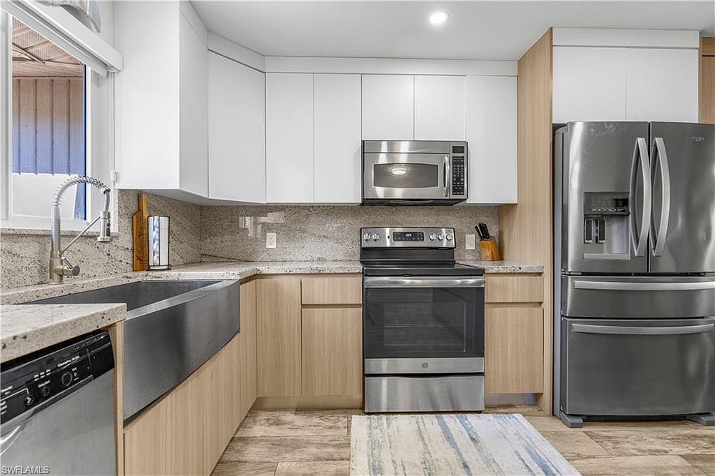 900 Henderson Creek Dr #A102 Naples, FL 34114 - Thumbnail 3