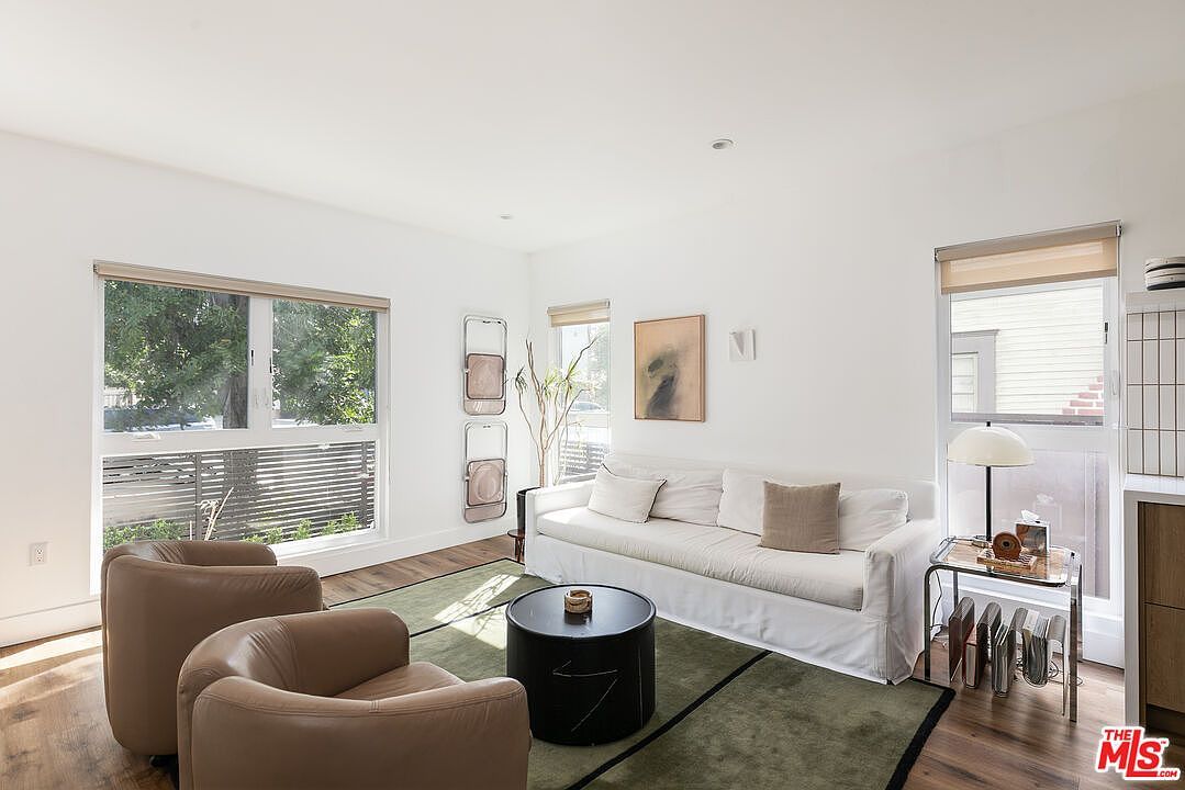 249 N Bonnie Brae St APT 1 Los Angeles, CA 90026 - Thumbnail 3