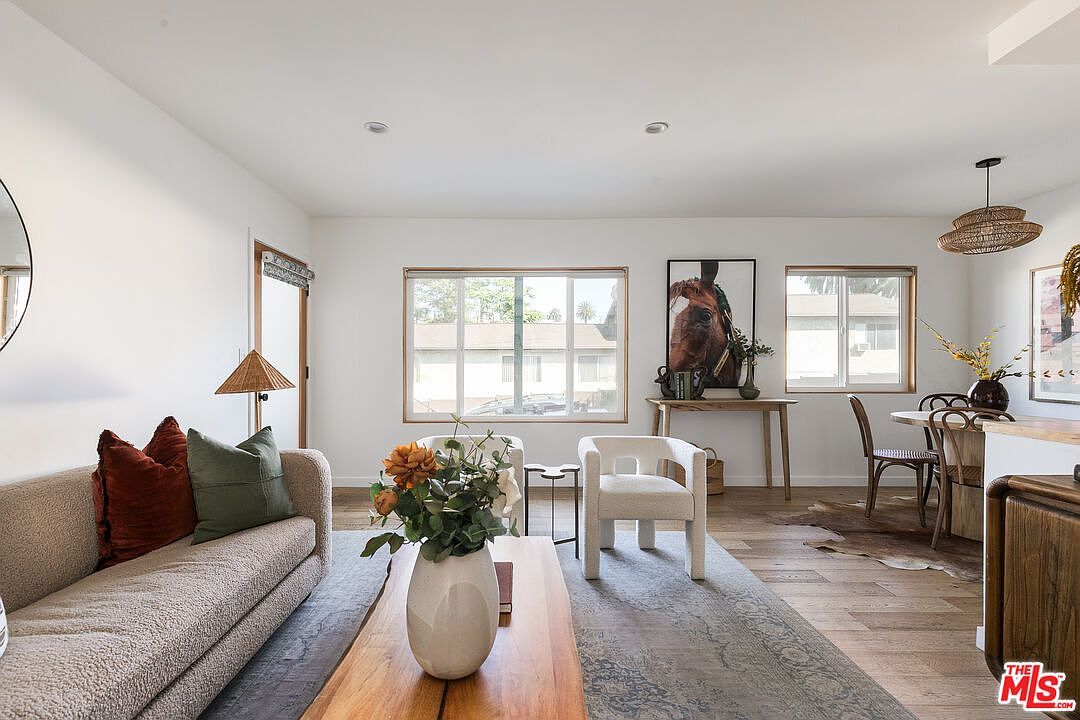 2135 Bellevue Ave #4 Los Angeles, CA 90026 - Thumbnail 3