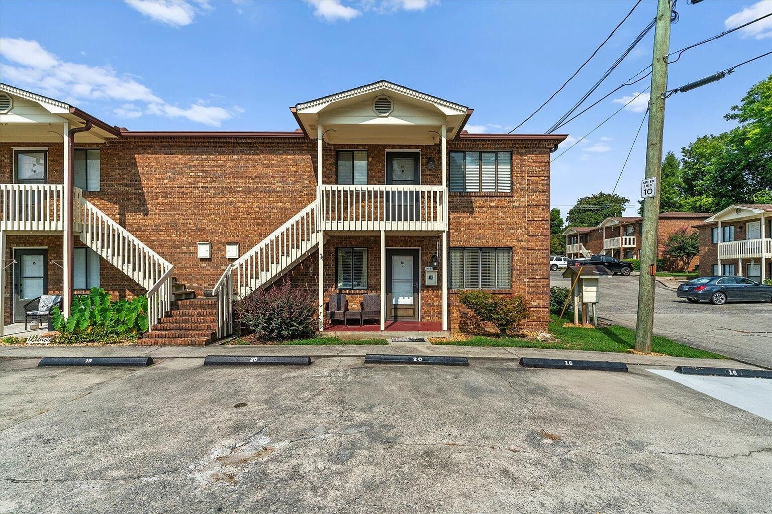 303 Crystal Pl APT 16 Dalton, GA 30720 - Thumbnail 3