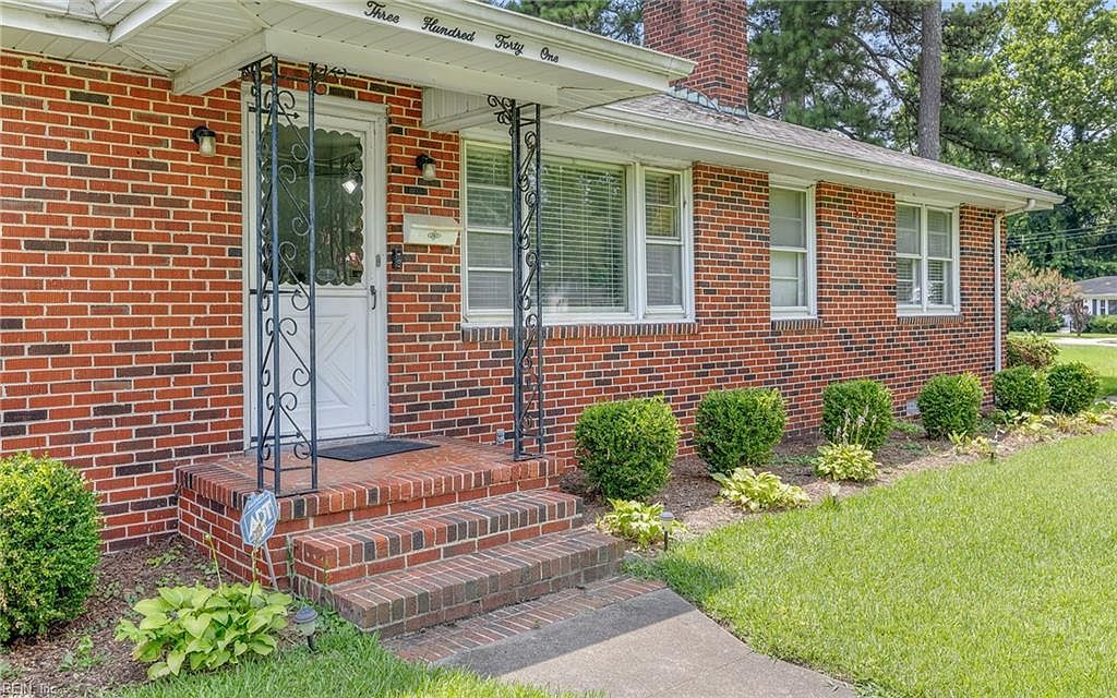 341 Cedar St Suffolk, VA 23434 - Thumbnail 3