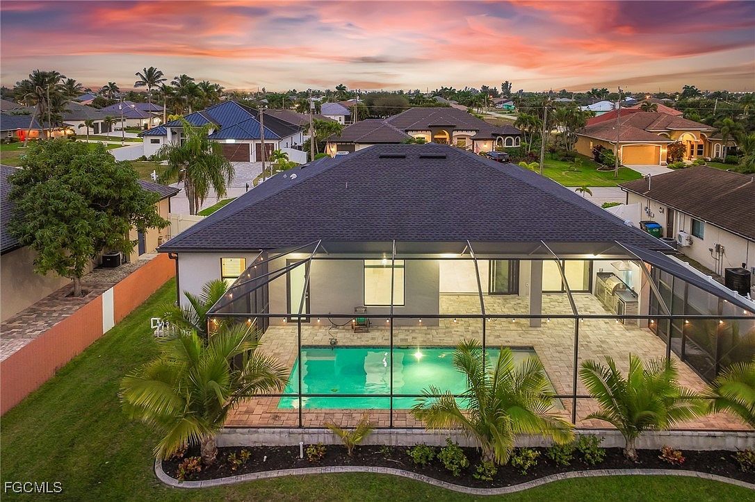 2830 SW 24th Ave Cape Coral, FL 33914 - Thumbnail 3