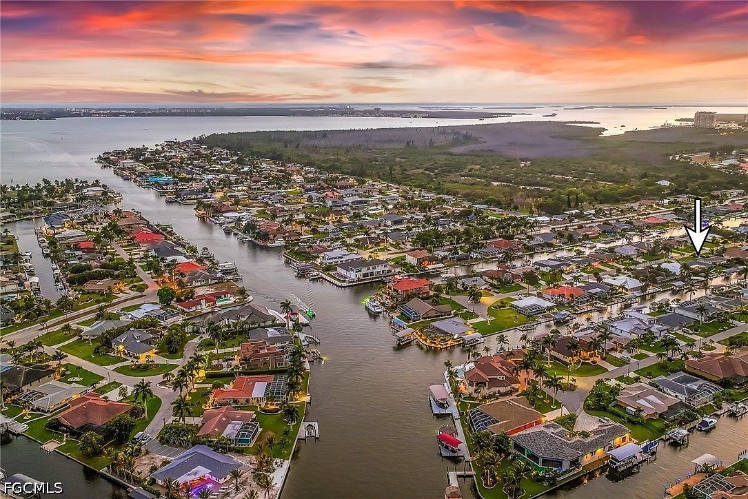 141 SW 54th Ter Cape Coral, FL 33914 - Thumbnail 3