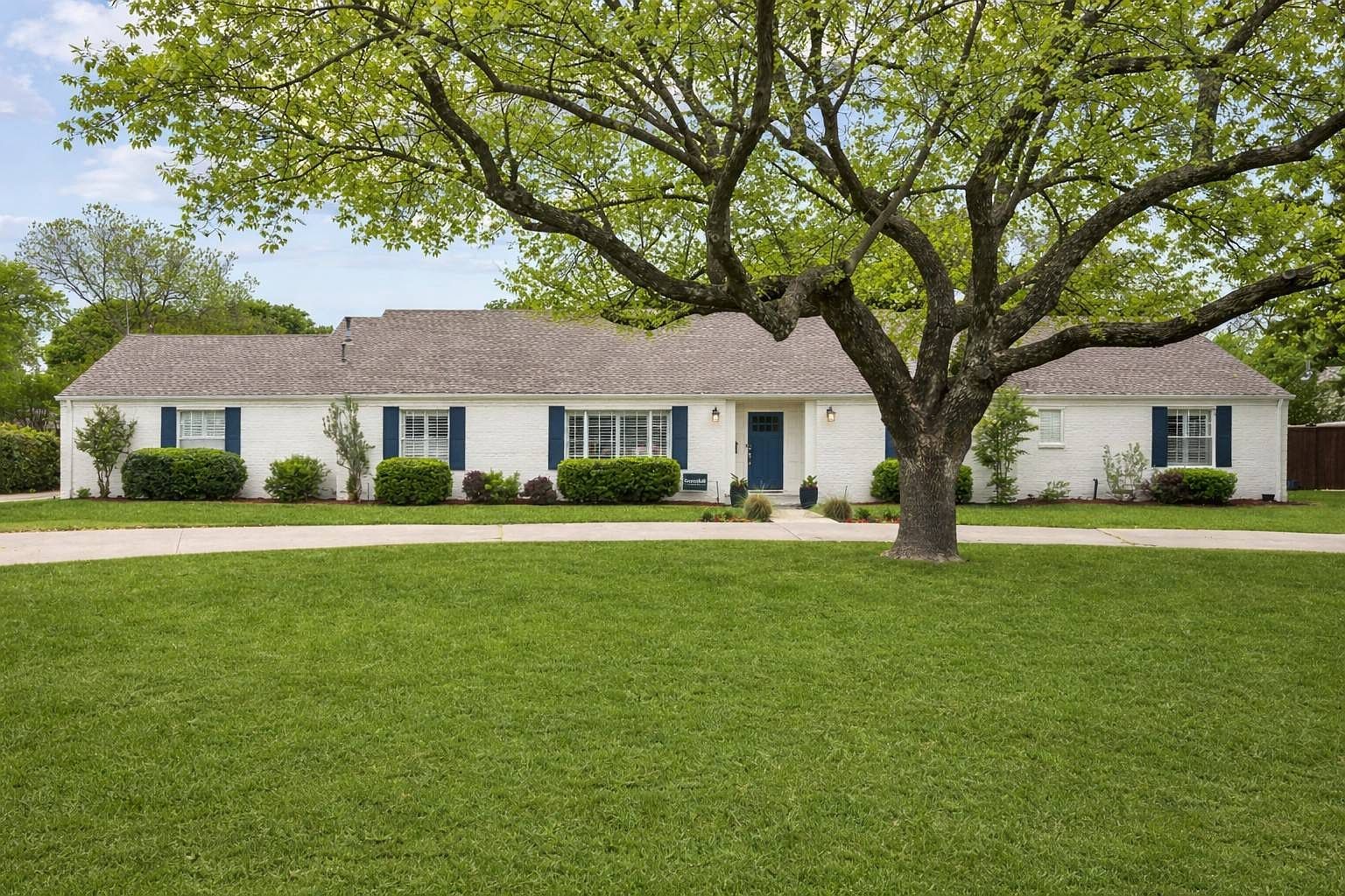 4929 Forest Ln Dallas, TX 75244 - Thumbnail 3