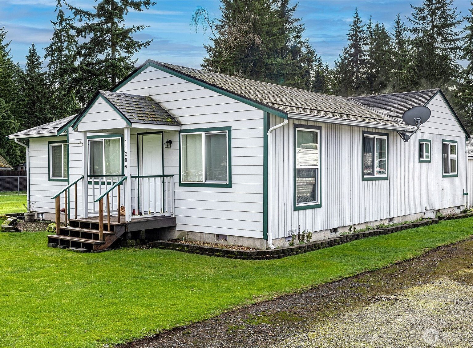 11204 122nd St E Puyallup, WA 98374 - Thumbnail 3