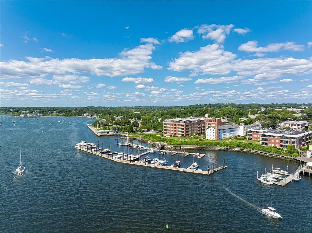 345 Thames St UNIT 407 Bristol, RI 02809 - Thumbnail 3