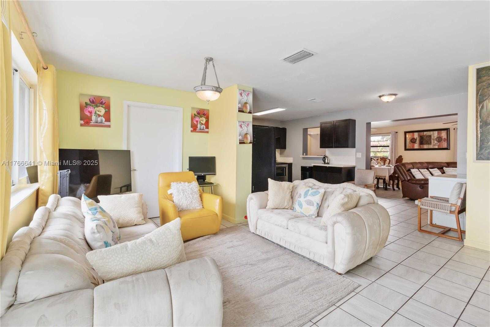 14661 Southwest 285th Street, Homestead, FL, USA, 33033 - Thumbnail 3