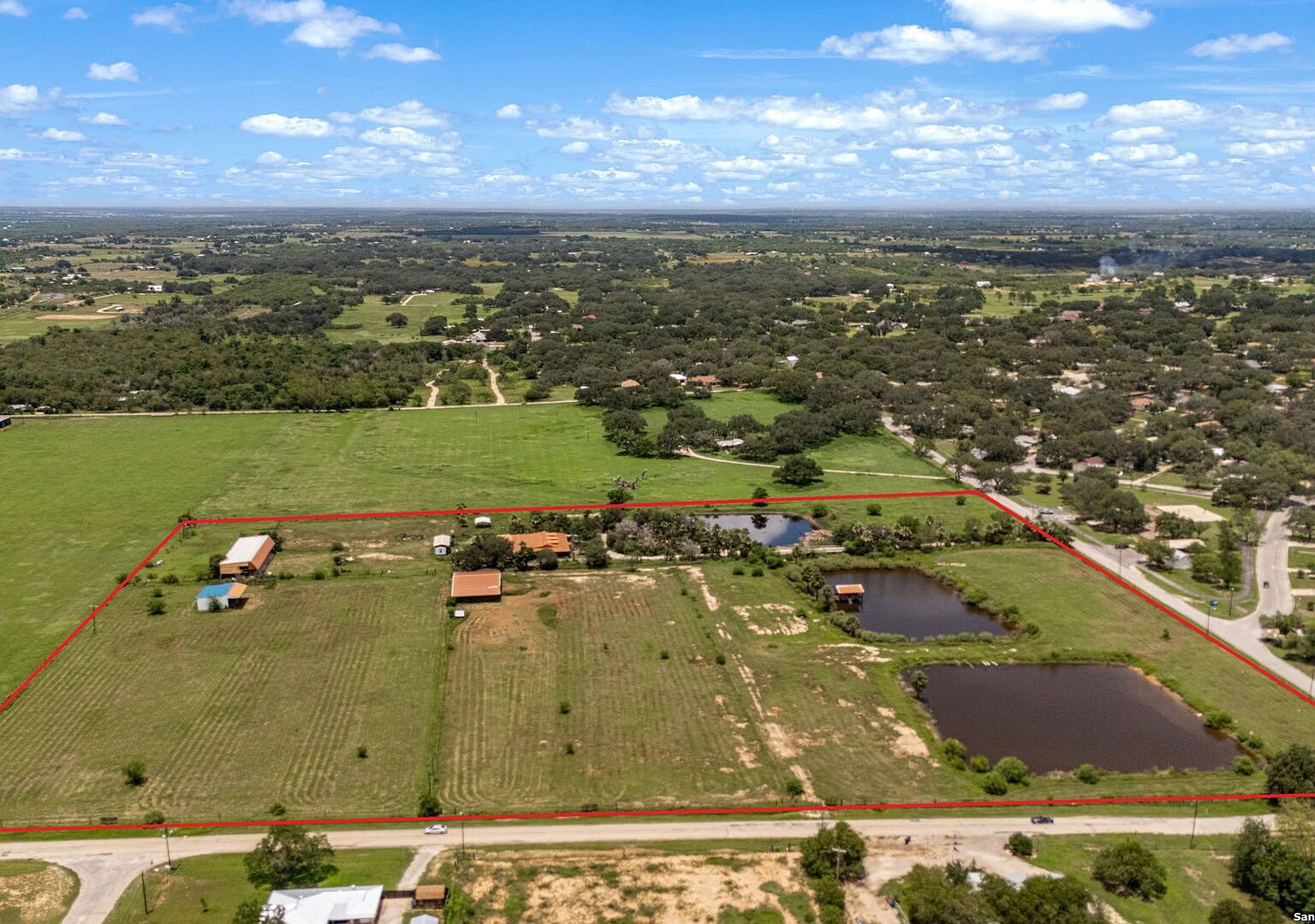 1551 N Windy Knoll Dr Devine, TX 78016 - Thumbnail 3