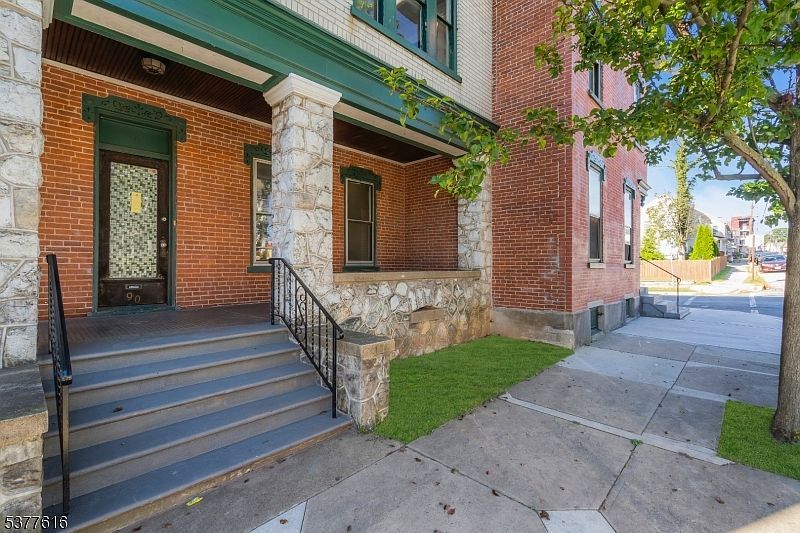 90 Lewis St Phillipsburg, NJ 08865 - Thumbnail 3