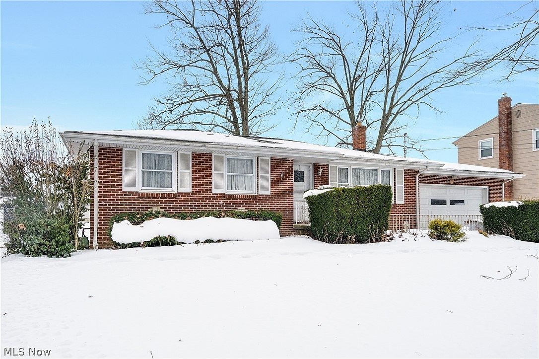 3847 Daytona Dr Youngstown, OH 44515 - Thumbnail 3