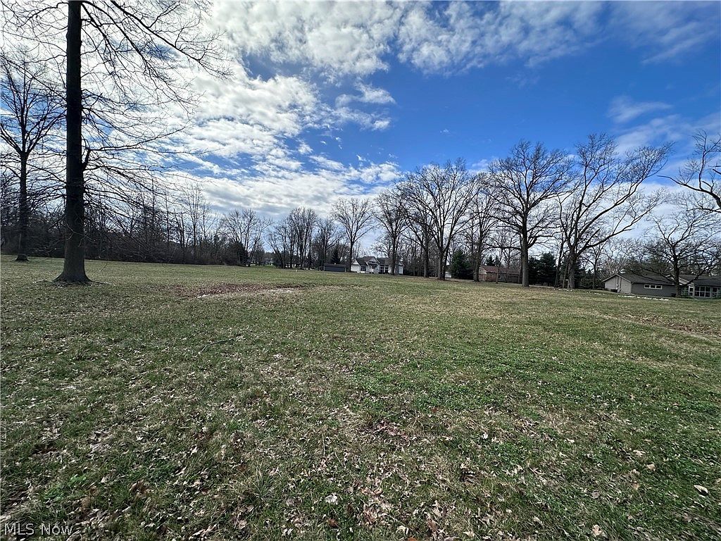 E Market St Warren, OH 44484 - Thumbnail 3