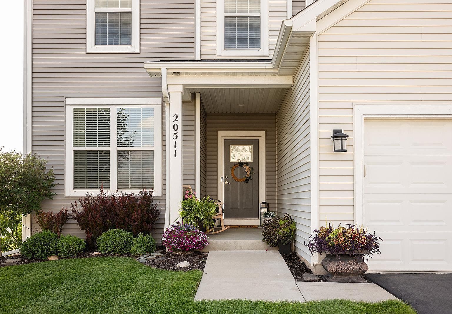 20511 Gunnison Dr Lakeville, MN 55044 - Thumbnail 3