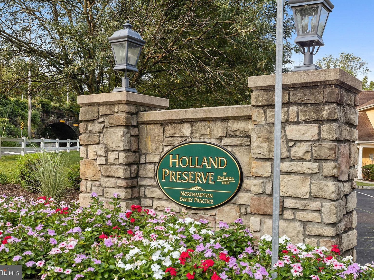 2 Falcon Dr APT 202 Holland, PA 18966 - Thumbnail 3