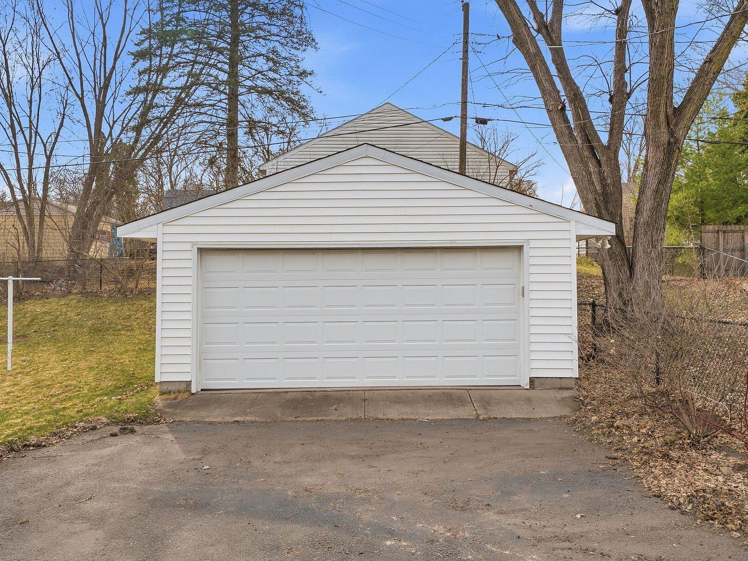 3110 Pennsylvania Ave S Saint Louis Park, MN 55426 - Thumbnail 3