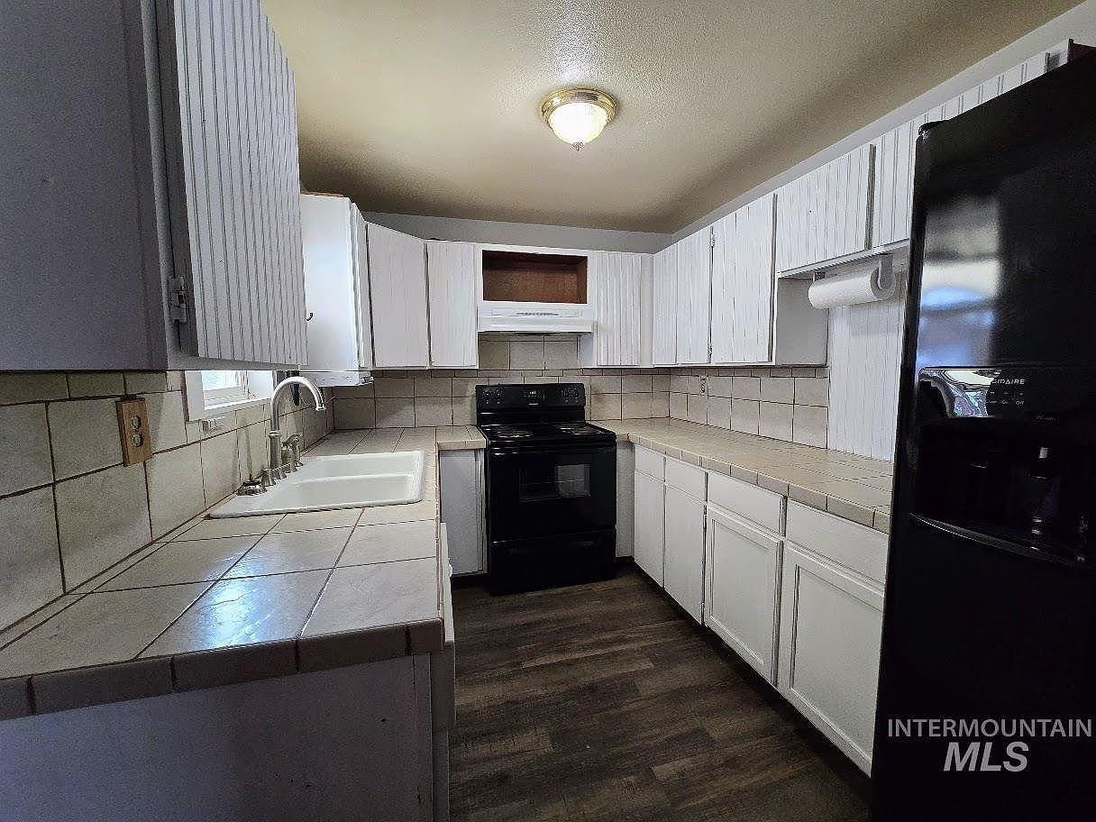 145 4th St Hazelton, ID 83335 - Thumbnail 3