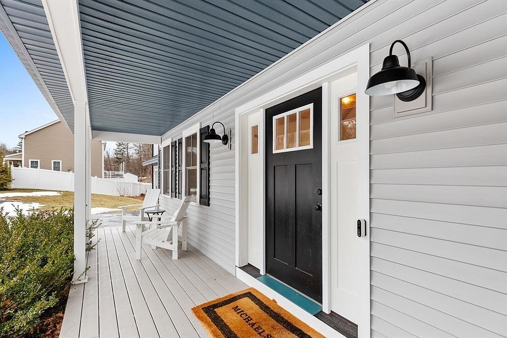 69 Forest St Middleton, MA 01949 - Thumbnail 3