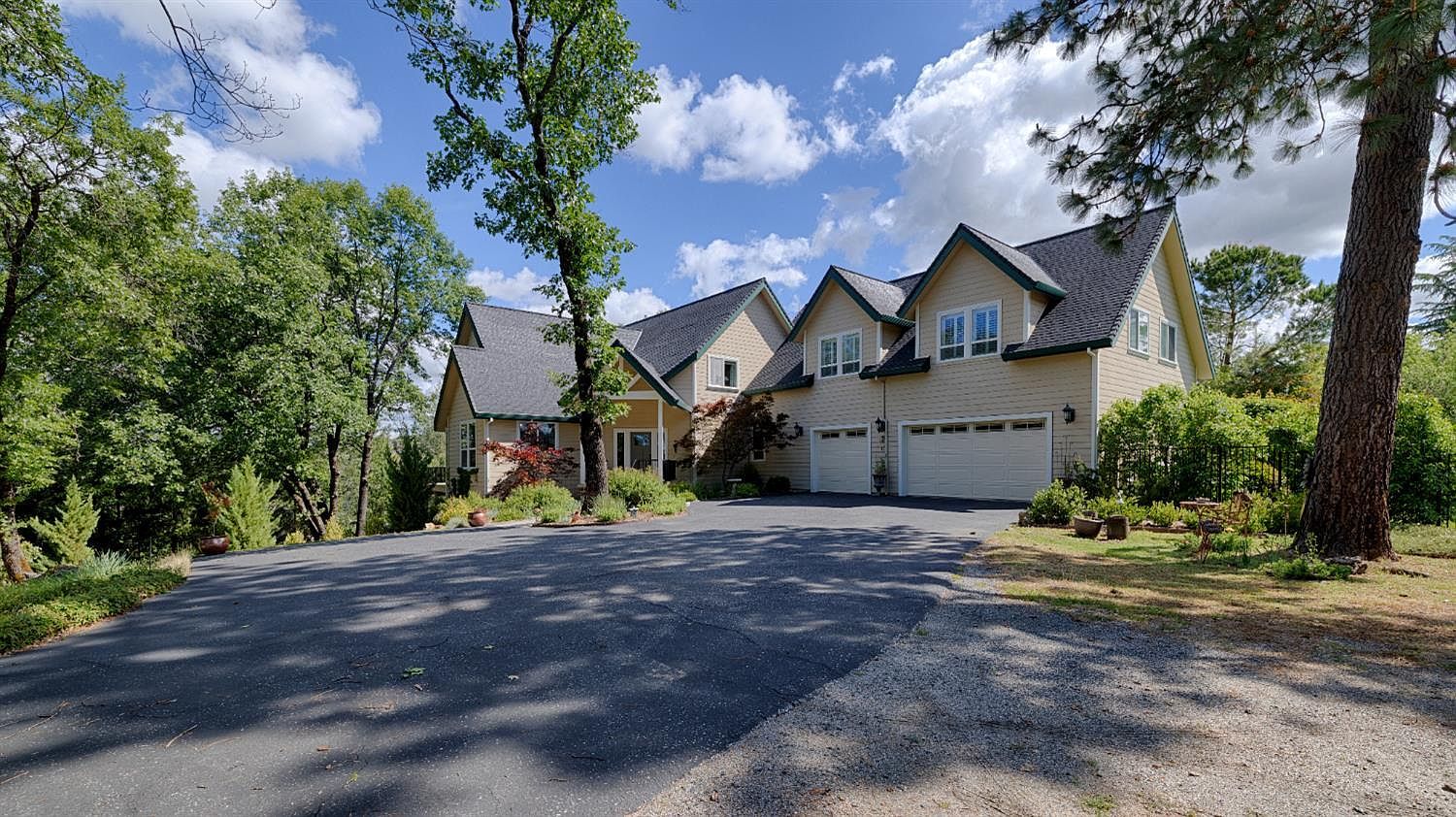 1880 Buck Ridge Ct Colfax, CA 95713 - Thumbnail 3