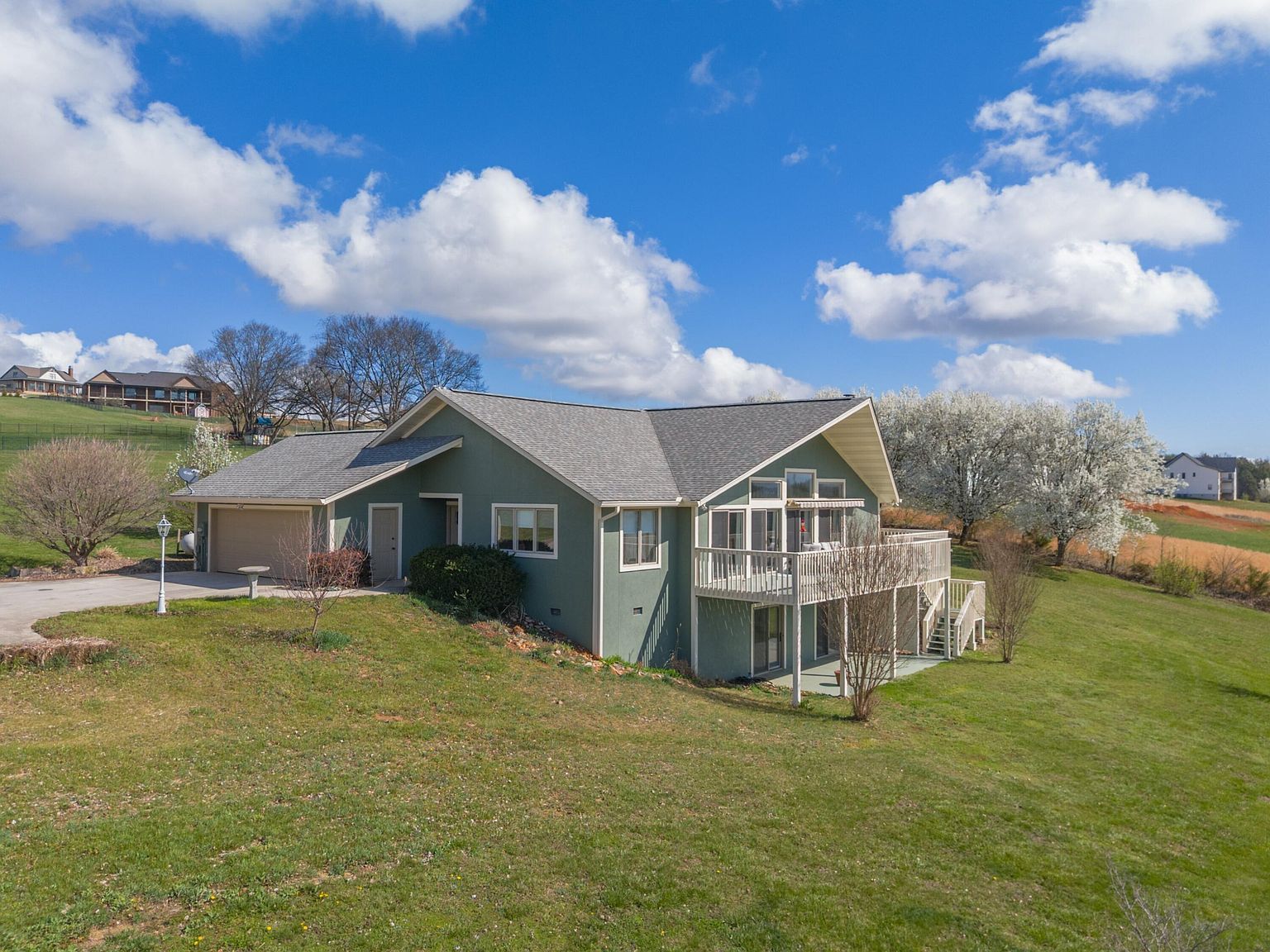 2020 Ranch Rd Dandridge, TN 37725 - Thumbnail 3