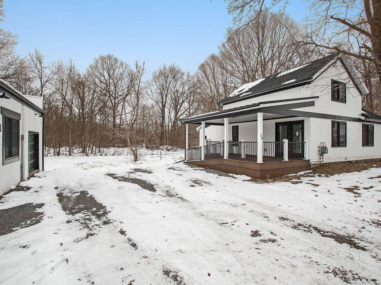 786 W Colon Rd Bronson, MI 49028 - Thumbnail 3