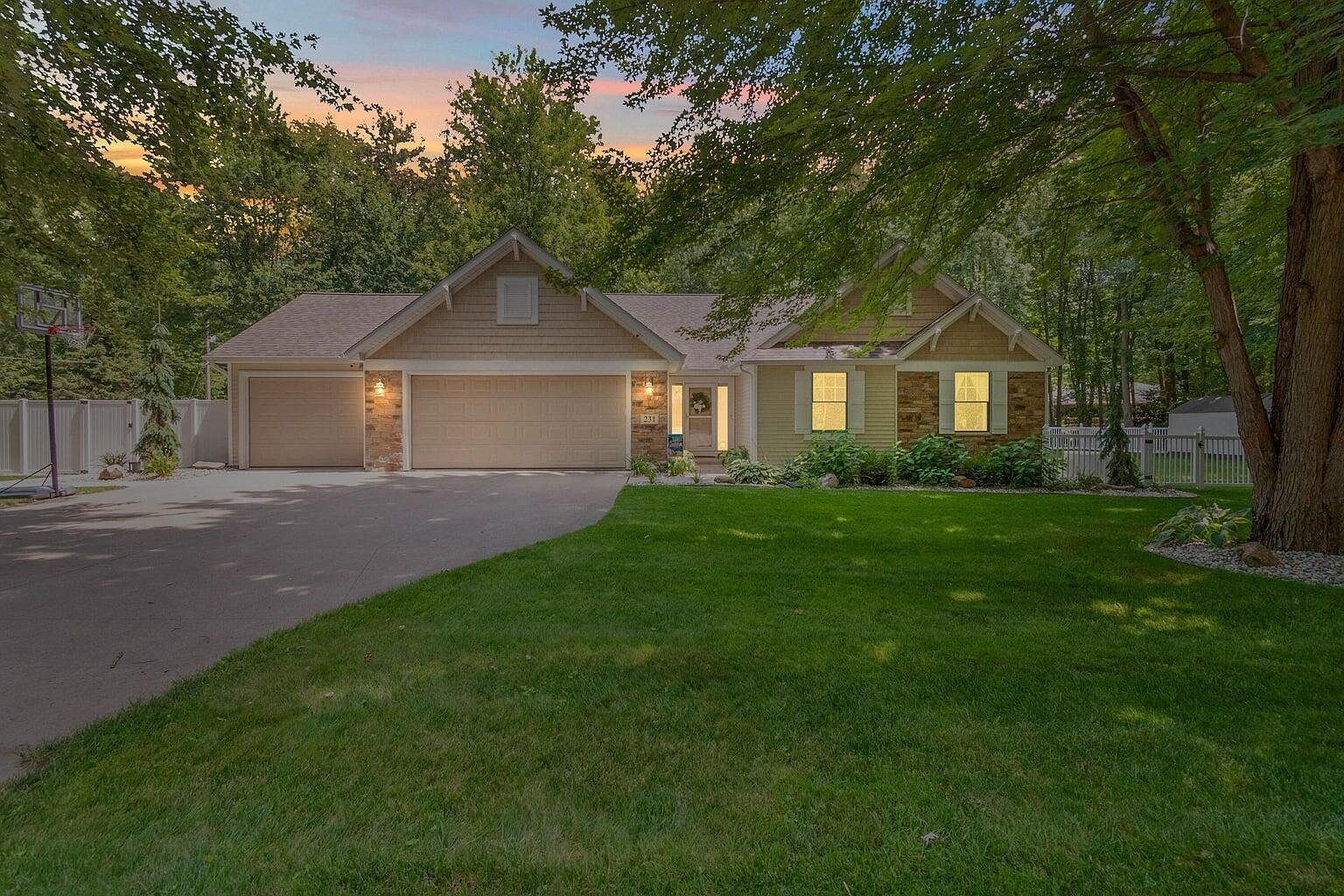 231 Aaron Dr Coldwater, MI 49036 - Thumbnail 3