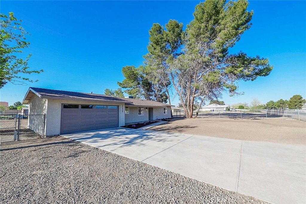 21435 Zuni Rd Apple Valley, CA 92307 - Thumbnail 3