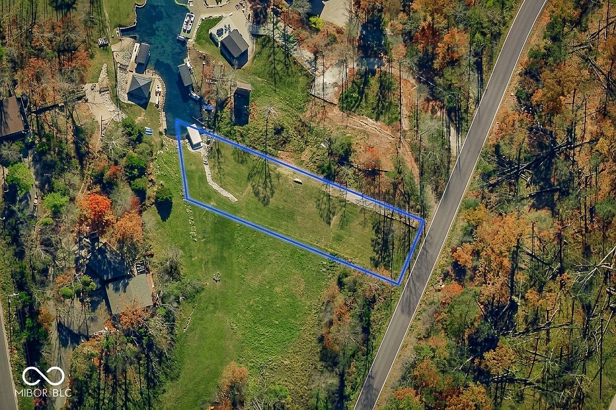 11291 W Grandview Dr Columbus, IN 47201 - Thumbnail 3