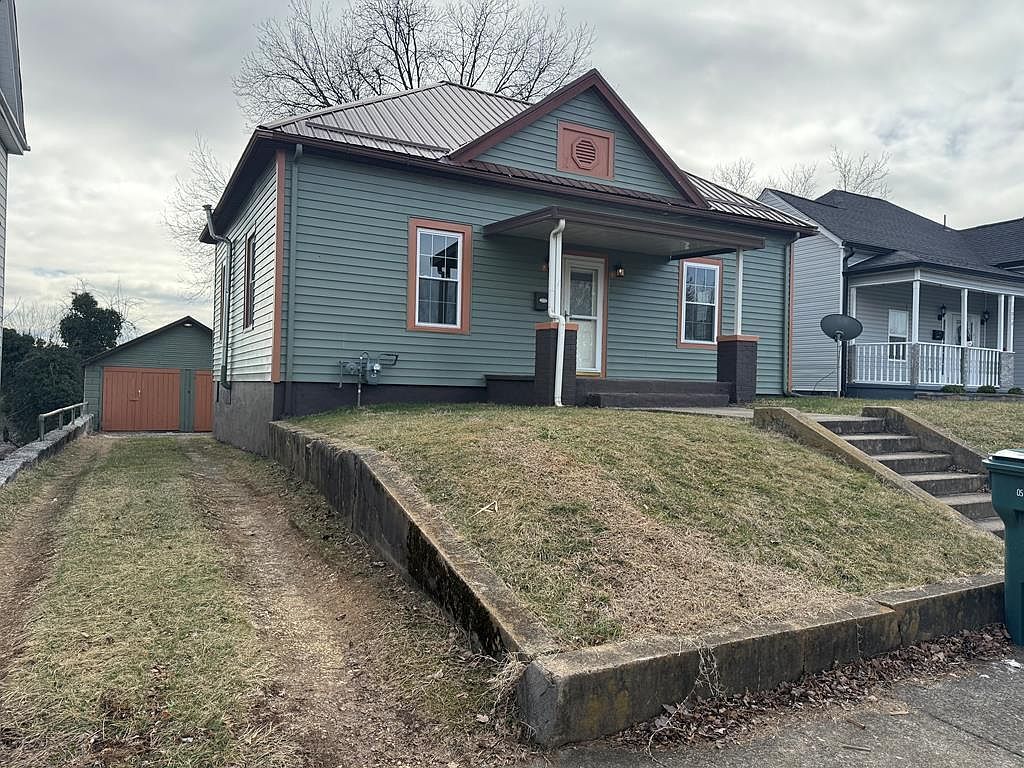 1006 Highland Ave Bristol, VA 24201 - Thumbnail 3