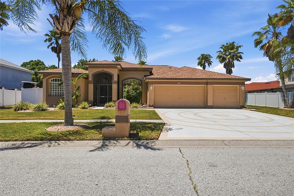 12025 Pennfield Pl Riverview, FL 33579 - Thumbnail 3