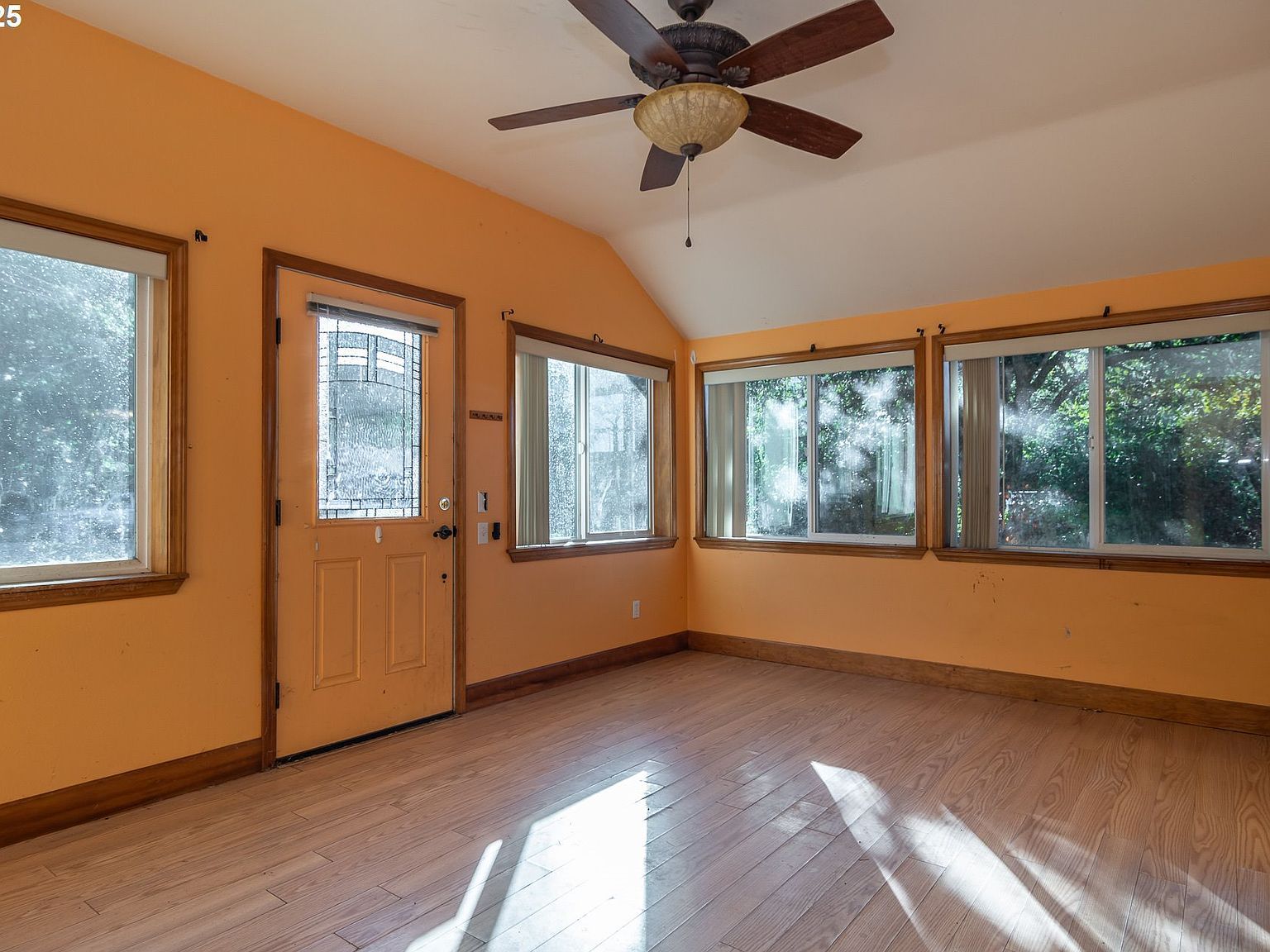 839 Union Gap Loop Rd Oakland, OR 97462 - Thumbnail 3