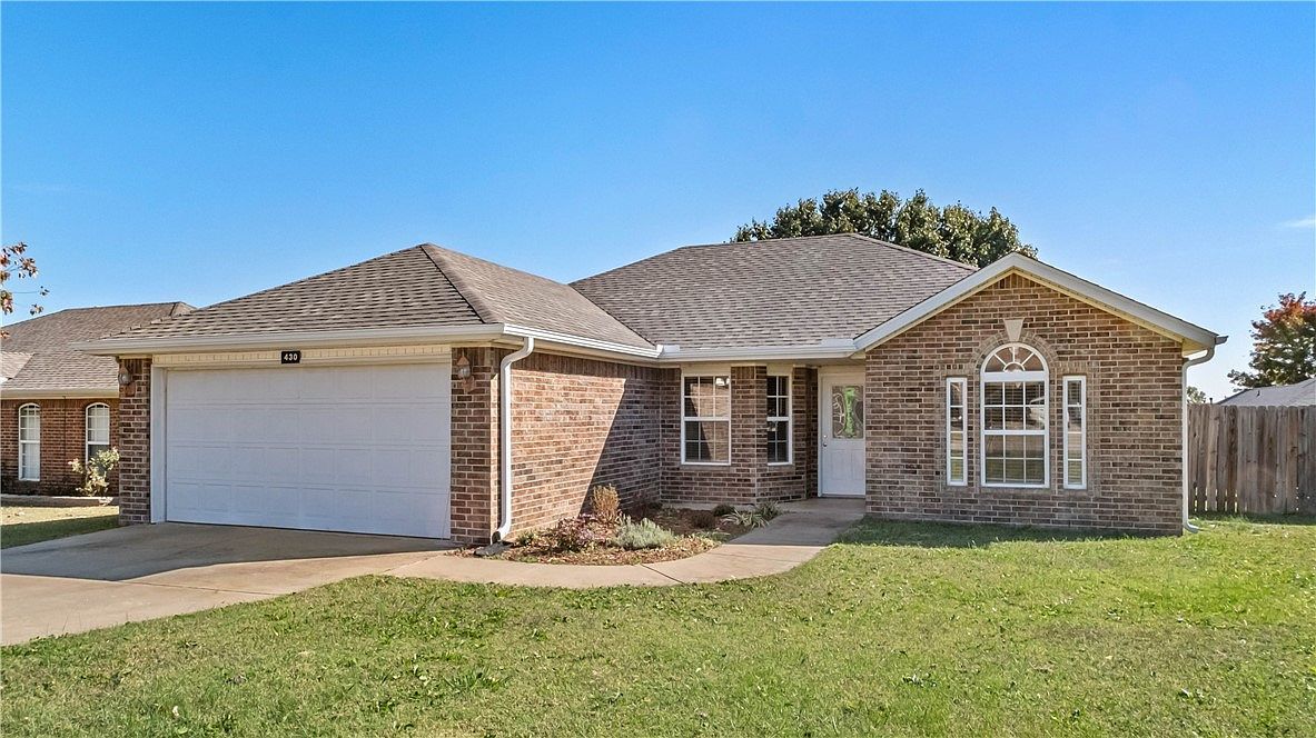 430 Firewood Dr Centerton, AR 72719 - Thumbnail 3