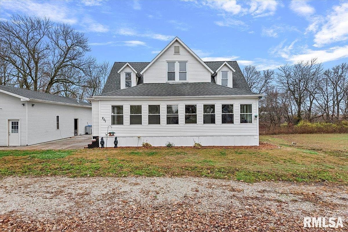 201 S 3rd St Divernon, IL 62530 - Thumbnail 3