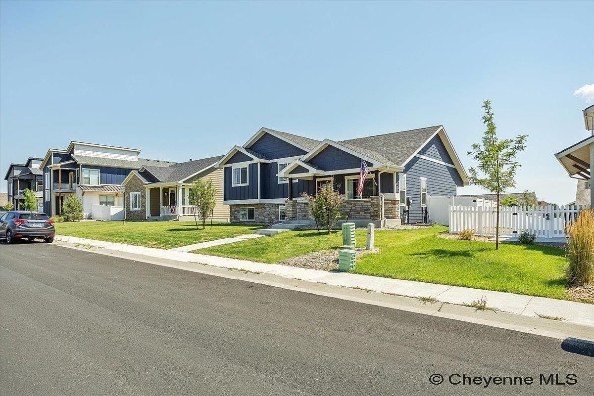 6507 Hitching Post Ln Cheyenne, WY 82009 - Thumbnail 3