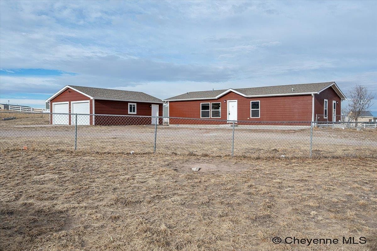 146 N Main St Burns, WY 82053 - Thumbnail 3