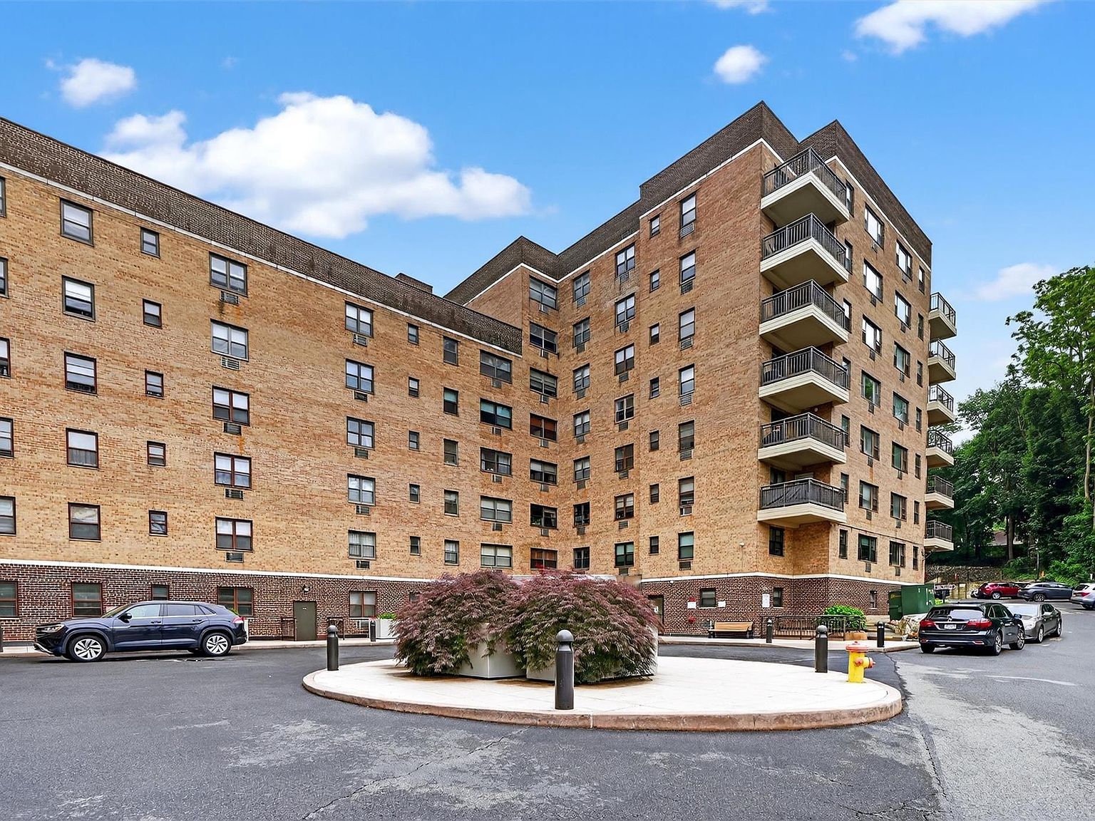 505 Central Ave APT 408 White Plains, NY 10606 - Thumbnail 3