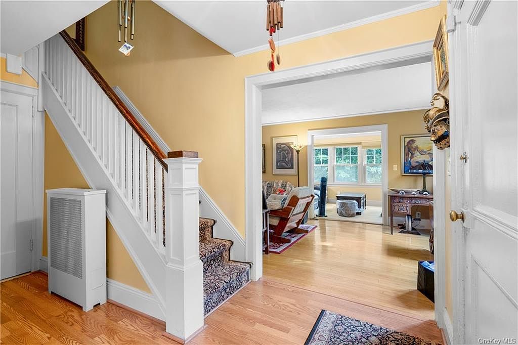 12 Pilgrim Ave Yonkers, NY 10710 - Thumbnail 3