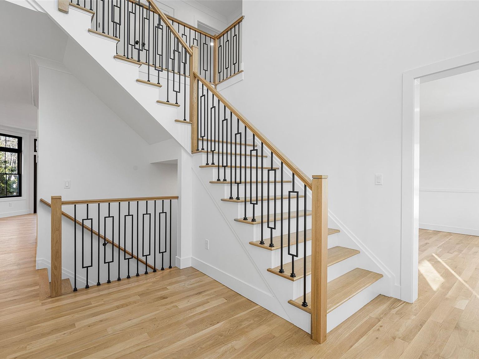 364 Daisy Farms Dr Scarsdale, NY 10583 - Thumbnail 3