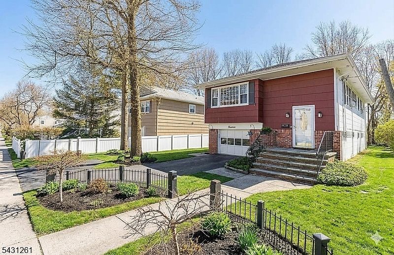 14 Green St Morristown, NJ 07960 - Thumbnail 3