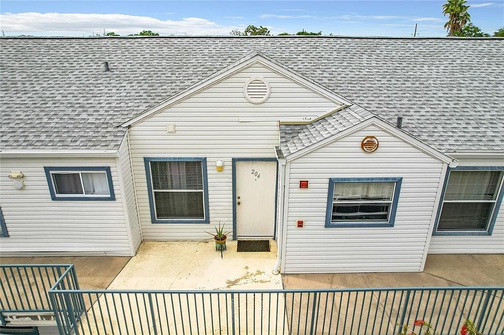 2520 Woodgate Blvd APT 204 Orlando, FL 32822 - Thumbnail 3