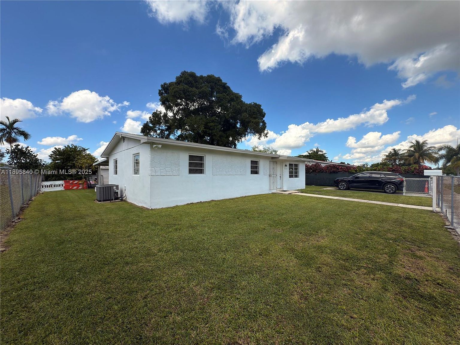 30120 SW 149th Ave Homestead, FL 33033 - Thumbnail 3