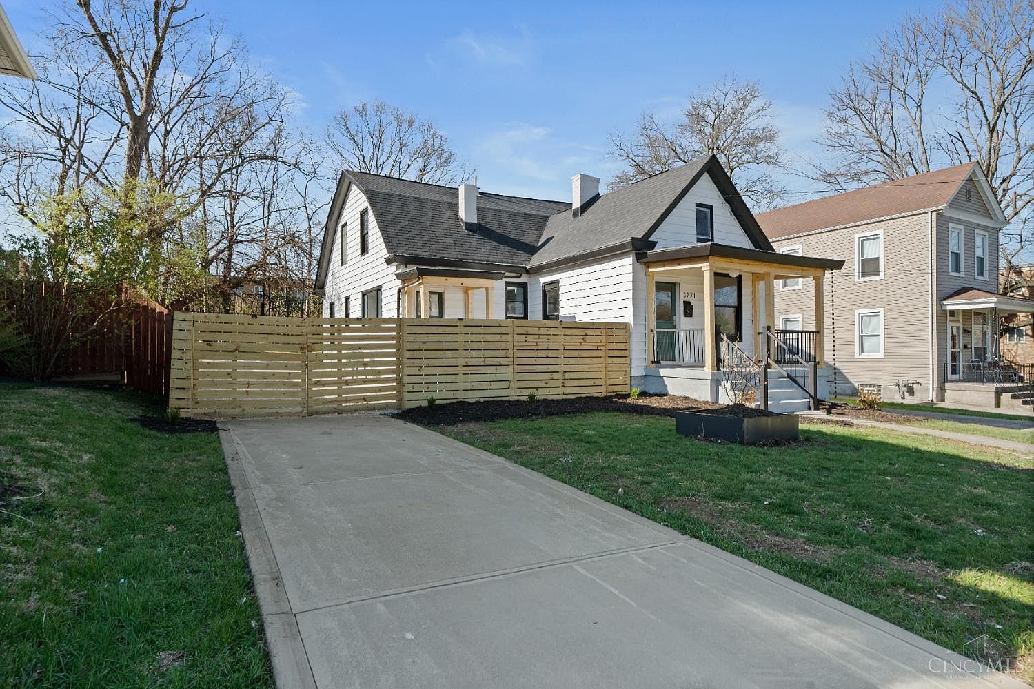 3771 Herbert Ave Cincinnati, OH 45211 - Thumbnail 3