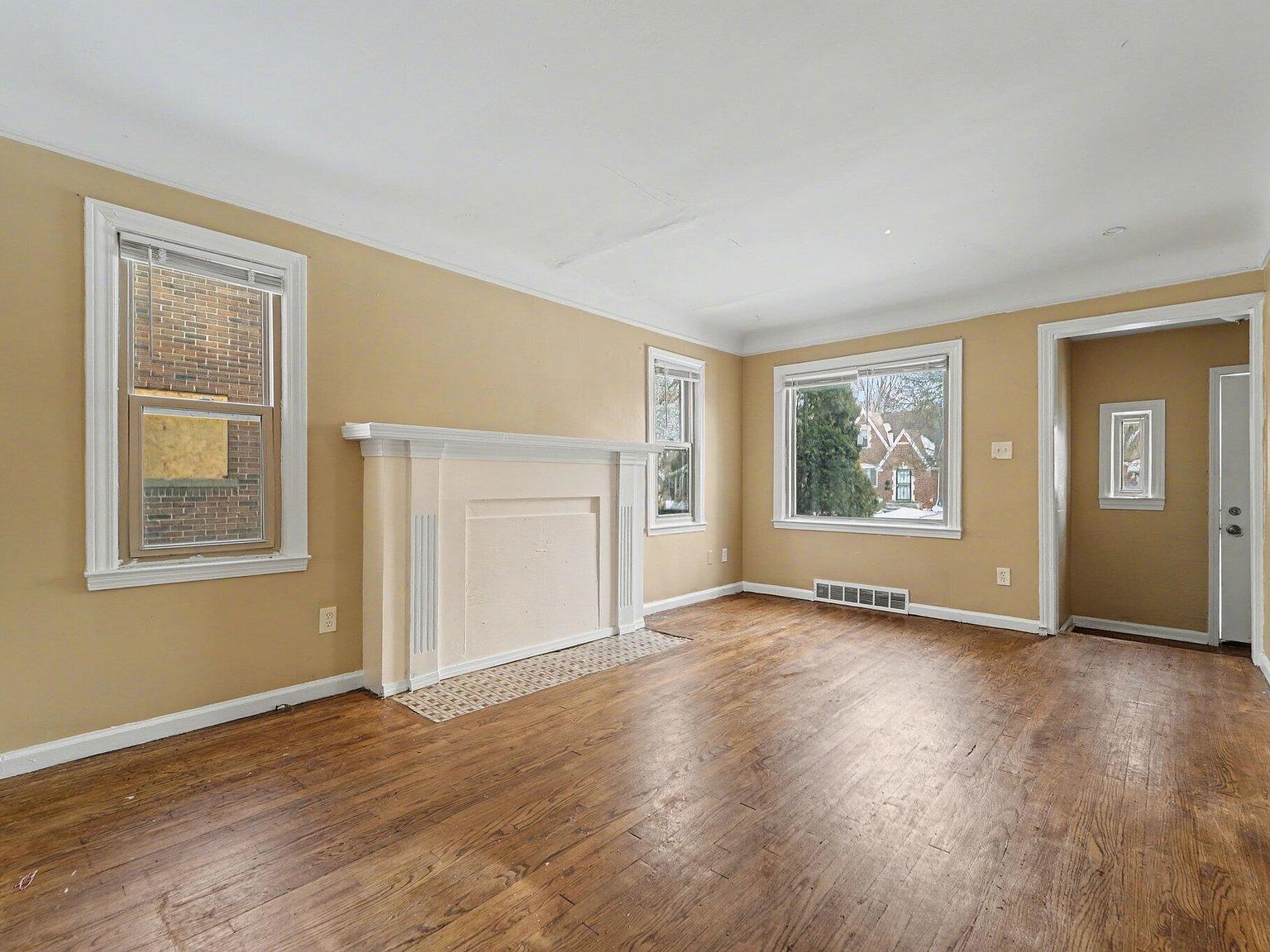 12511 Riad St Detroit, MI 48224 - Thumbnail 3