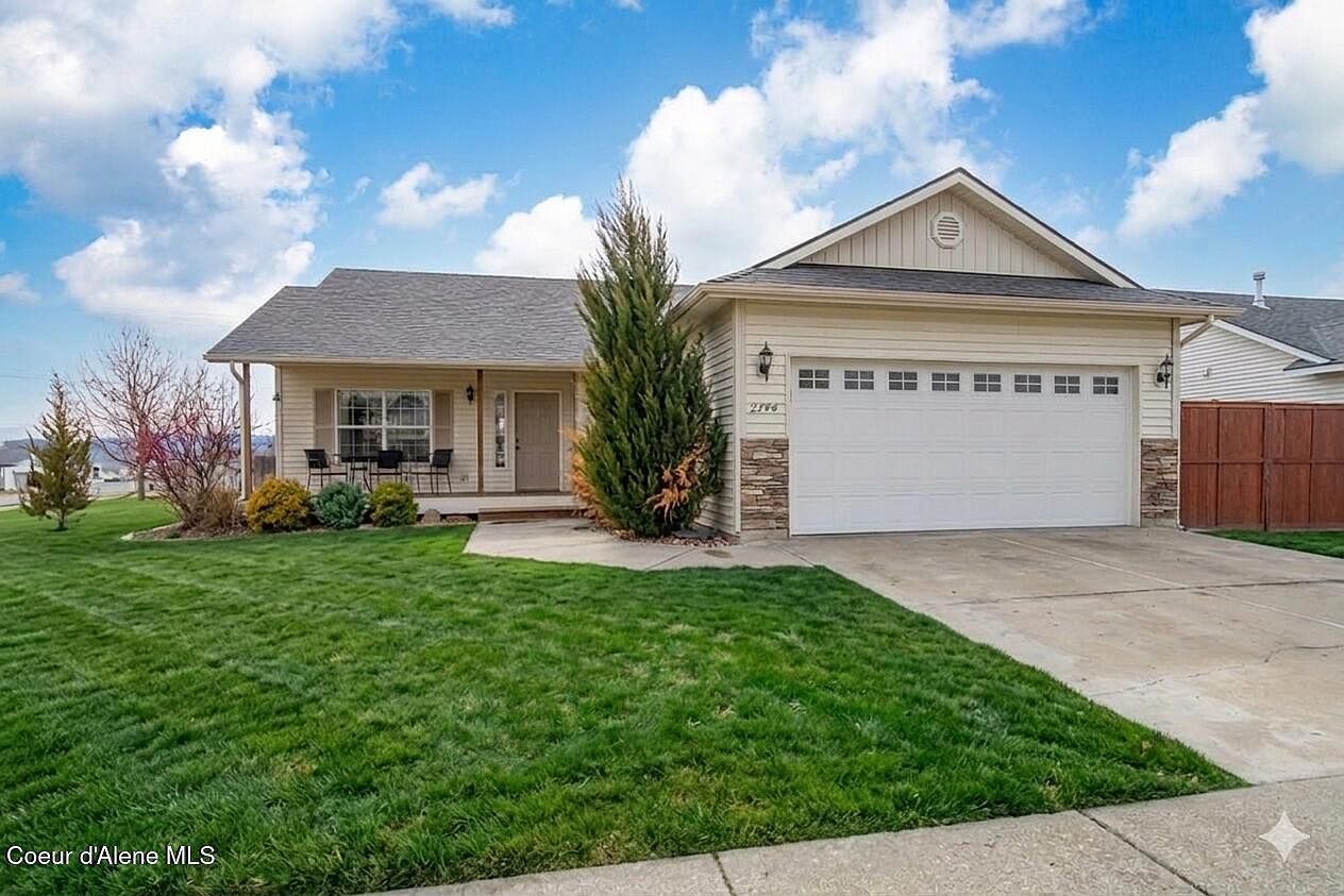 2744 N Alfalfa Loop Post Falls, ID 83854 - Thumbnail 3