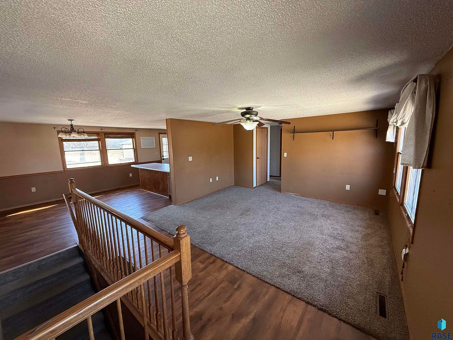 1300 S Point Dr Sioux Falls, SD 57103 - Thumbnail 3